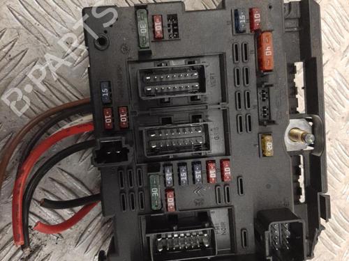 Used Fuse box Fuse box CITROËN XSARA (N1) 1.6 16V (109 hp) 24852119 24852119