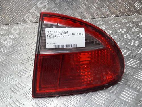 Used Right taillight SEAT LEON (1M1) 1.9 TDI (110 hp) 23716529