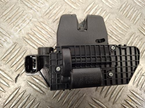 Used Tailgate lock Tailgate lock PEUGEOT 208 I (CA_, CC_) 1.6 BlueHDi 100 (100 hp) 34191451 34191451
