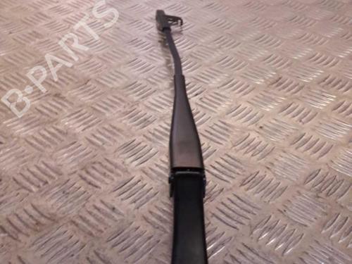 Used Front windshield wiper arm OPEL ASTRA H GTC (A04) 1.9 CDTI (L08) (120 hp) 23656300