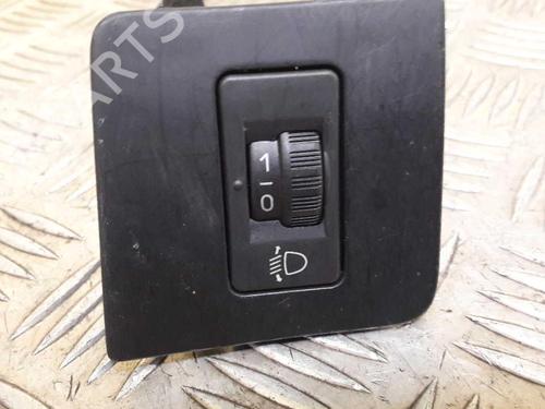 Used Headlight switch PEUGEOT 407 (6D_) 2.0 HDi 135 (6DRHRH, 6DRHRE, 6DRHRG, 6DRHRJ) (136 hp) 24852941