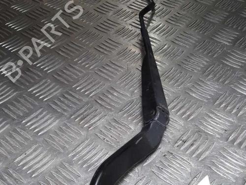 Used Front windshield wiper arm PEUGEOT 106 II (1A_, 1C_) 1.1 i (60 hp) 23655981