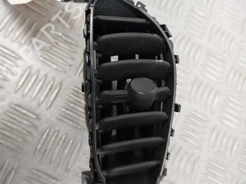 Used Air vent NISSAN JUKE (F15) 1.6 (117 hp) 28622734