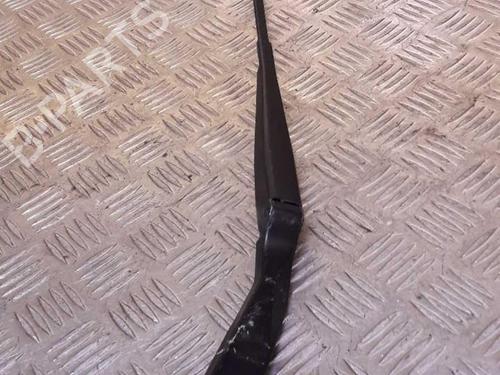 Used Front windshield wiper arm VW POLO (9N_, 9A_) 1.2 12V (64 hp) 23717543