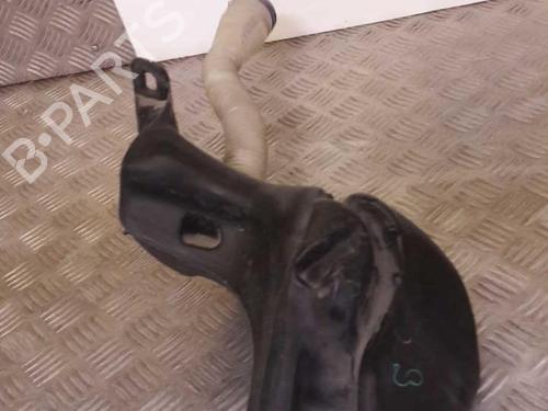 windscreen-washer-tank-citroen-c4-i-lc_-2004-2005-2006-2007-2008-2009-2010-2011-2012-2013-2014-23733628 main image