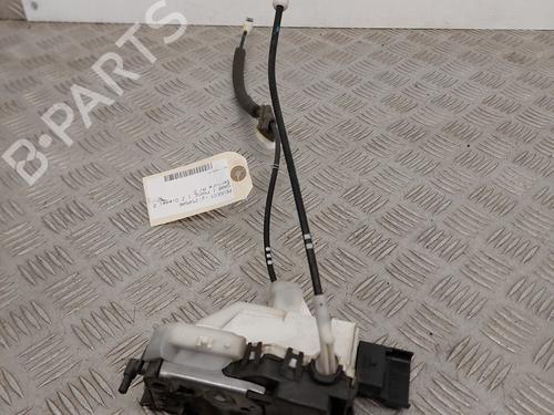 Højre fortil lås PEUGEOT 5008 (0U_, 0E_) 2.0 HDi 150 / BlueHDi 150 (150 hp) 31210067