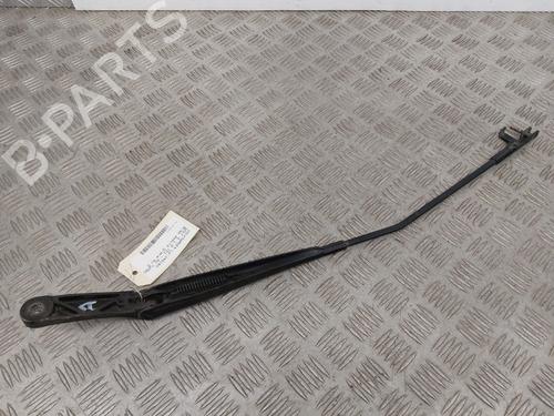 Used Front windshield wiper arm VW GOLF V (1K1) 1.9 TDI (105 hp) 23746873