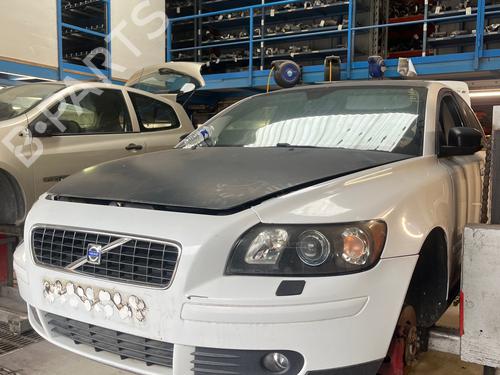 Used Parts VOLVO S40 II (544) 2.0 D 4909076