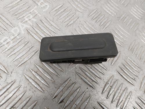 Used Electronic module Electronic module PEUGEOT 2008 I (CU_) 1.2 VTi (82 hp) 23748369 23748369