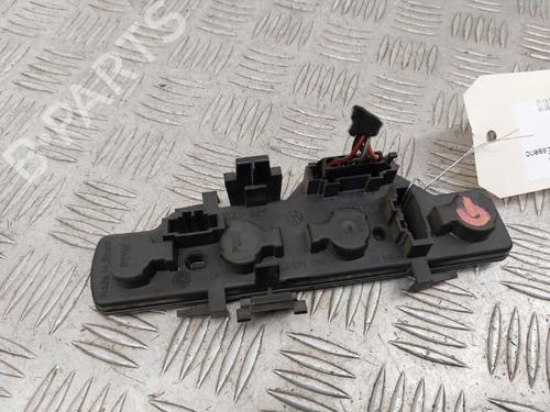 Lamp holder VW POLO (6N2) 1.4 16V | BP23743388L10 
