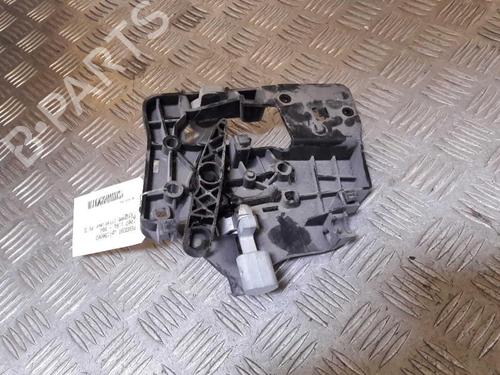 Used Front left interior door handle Front left interior door handle PEUGEOT 1007 (KM_) 1.6 16V (109 hp) 23725625 23725625