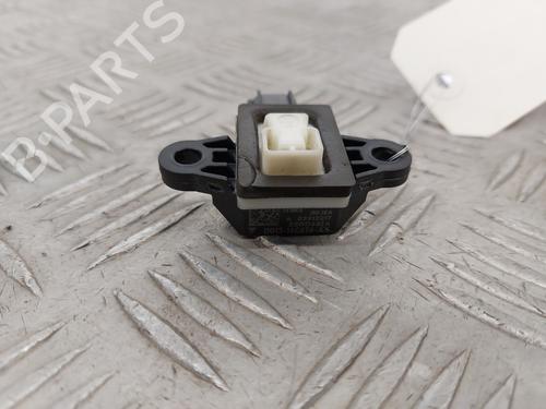 Used Electronic module Electronic module FORD FIESTA VI (CB1, CCN) 1.0 EcoBoost (100 hp) 25131494 25131494