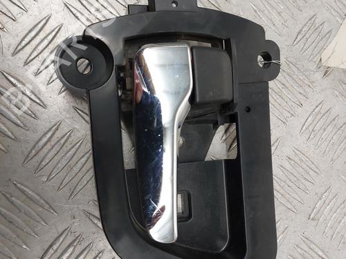 Used Front left interior door handle PEUGEOT 4007 (VU_, VV_) 2.2 HDi (156 hp) 23736091