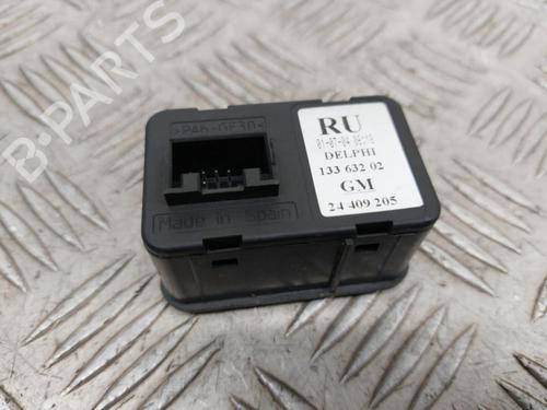 Interrupteur de vitre avant gauche OPEL MERIVA A MPV (X03) 1.6 16V (E75) | BP23737294I27 