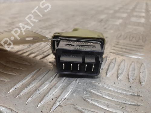 Used Right front window switch Right front window switch RENAULT TWINGO I (C06_) 1.2 (C066, C068) (58 hp) 23656314 23656314