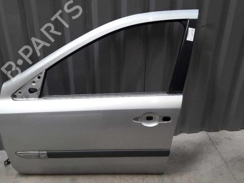 Used Left front door RENAULT LAGUNA II (BG0/1_) 1.9 dCi (125 hp) 23733694