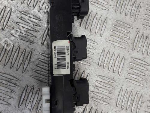 Used Left front window switch HYUNDAI i30 Estate (FD) 1.6 CRDi (116 hp) 23736143