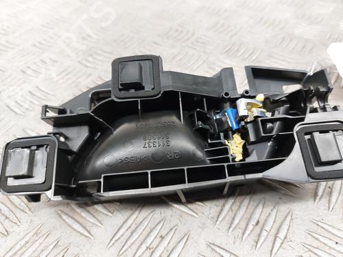 Used Front right interior door handle Front right interior door handle PEUGEOT 208 II (UB_, UP_, UW_, UJ_) 1.2 PureTech 100 (101 hp) 23747941 23747941