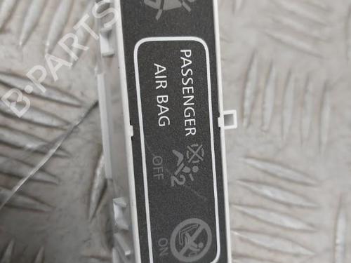 Used Switch Switch RENAULT CLIO IV (BH_) 1.2 16V (73 hp) 23744970 23744970