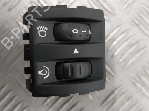 Used Headlight switch RENAULT MEGANE III Grandtour (KZ0/1) 1.5 dCi (KZ09, KZ0D, KZ1G, KZ29, KZ14, KZ1W, KZ10, KZ1F,... (110 hp) 29352669