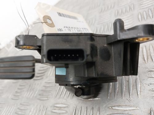 Pedal RENAULT CLIO III (BR0/1, CR0/1) 1.6 16V (BR09, BR0T, CR09, CR0T) | BP29323529I4 