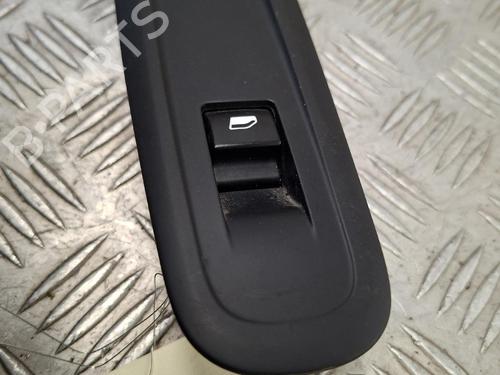 Used Right front window switch Right front window switch PEUGEOT 308 II (LB_, LP_, LW_, LH_, L3_) 1.2 THP 130 (131 hp) 39606094 39606094