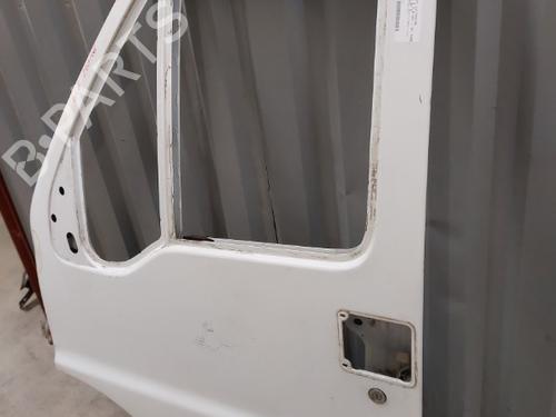 Left front door PEUGEOT BOXER Van (244) 2.8 HDi | BP23746968C2 