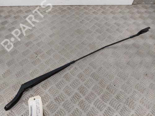 Used Front windshield wiper arm PEUGEOT 2008 I (CU_) 1.6 BlueHDi 100 (100 hp) 23747149
