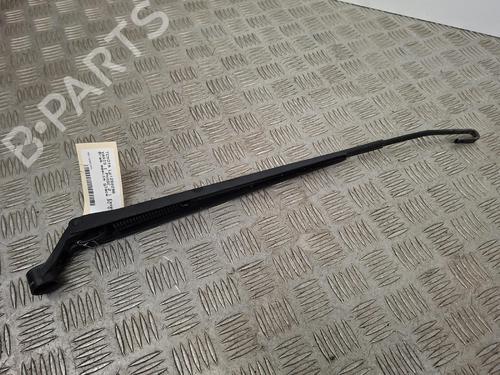 Used Front windshield wiper arm Front windshield wiper arm 37482114 37482114