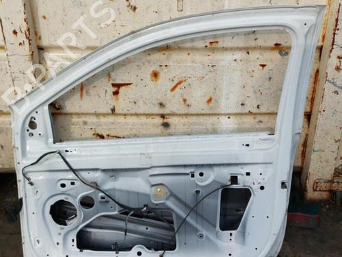 right-front-door-renault-clio-iii-br01-cr01-2005-2006-2007-2008-2009-2010-2011-2012-2013-2014-23658681 main image