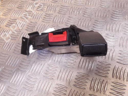 Used Seat buckle RENAULT CLIO III Grandtour (KR0/1_) 1.5 dCi (KR0F) (86 hp) 23718176