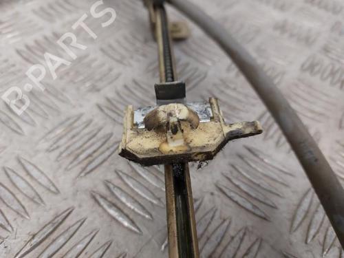 Used Front right window mechanism Front right window mechanism FIAT UNO (146_, 158_) 1.0 (146E) (42 hp) 23737675 23737675