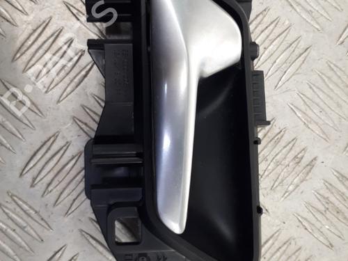 Used Rear left interior door handle PEUGEOT 308 SW II (LC_, LJ_, LR_, LX_, L4_) 1.6 BlueHDi 120 (120 hp) 23745922
