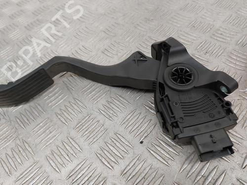 Used Pedal Pedal PEUGEOT 2008 I (CU_) 1.2 VTi (82 hp) 23748680 23748680