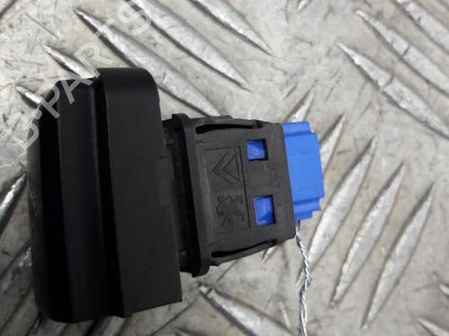 Used Warning switch PEUGEOT 208 I (CA_, CC_) 1.6 HDi (92 hp) 23658451
