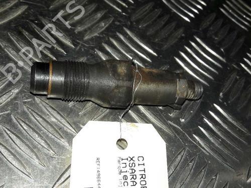 Used Injector Injector CITROËN XSARA Coupe (N0) 1.9 D (70 hp) 24851740 24851740