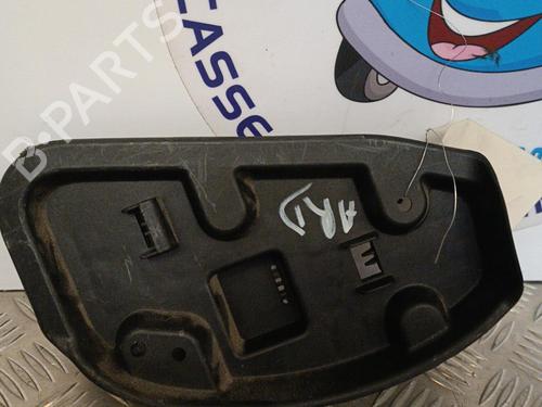 lamp-holder-citroen-c5-i-dc_-2001-2002-2003-2004-2005-23725786 main image