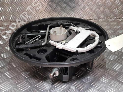 Used Jack Kit Jack Kit RENAULT CLIO II (BB_, CB_) 1.2 (BB0A, BB0F, BB10, BB1K, BB28, BB2D, BB2H, CB0A,... (58 hp) 23655977 23655977