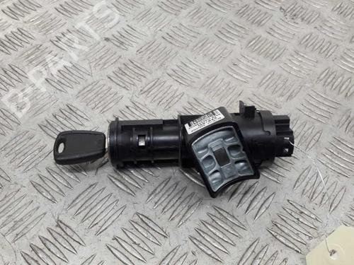 Used Ignition barrel Ignition barrel FIAT PANDA (169_) 1.3 D Multijet (169.AXC1A) (70 hp) 23658890 23658890