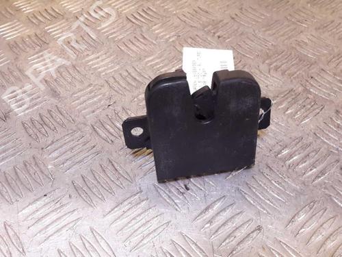 Bagklap lås Bagklap lås VW GOLF IV (1J1) 1.9 TDI (101 hp) 23727049 23727049