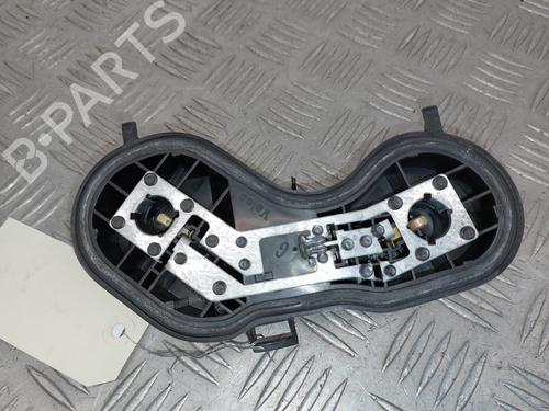 Used Lamp holder RENAULT MEGANE II (BM0/1_, CM0/1_) 1.5 dCi (BM02, BM13, BM2A, CM02, CM13) (101 hp) 25131500