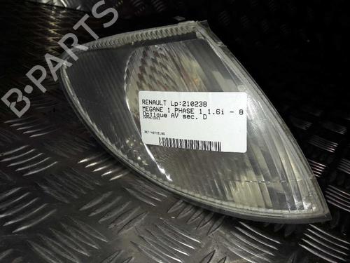 Used Right front indicator RENAULT MEGANE I (BA0/1_) 1.6 e (BA0F, BA0S) (90 hp) 23655918