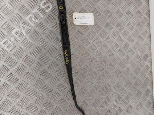 Front windshield wiper arm KIA SPORTAGE III (SL) 1.7 CRDi | BP23744315C143 