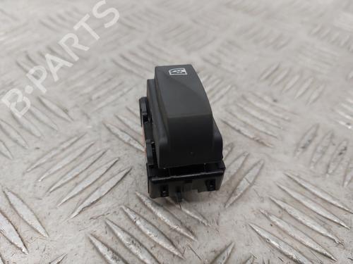 switch-dacia-sandero-ii-2012-26005798 main image