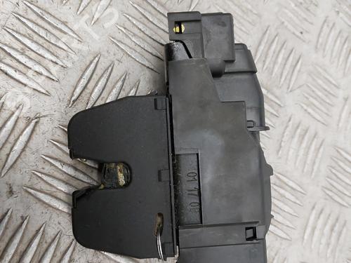 Bagklap lås PEUGEOT 308 II (LB_, LP_, LW_, LH_, L3_) 1.6 HDi / BlueHDi 115 (115 hp) 30480125