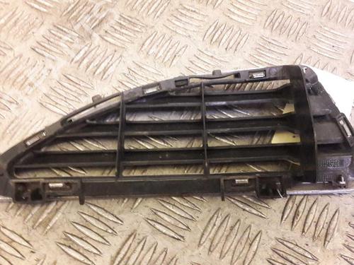 Grille RENAULT MEGANE I (BA0/1_) 1.6 16V (BA04, BA0B, BA11, BA1J, BA16, BA19, BA1K, BA1V,... | BP23728351C40 