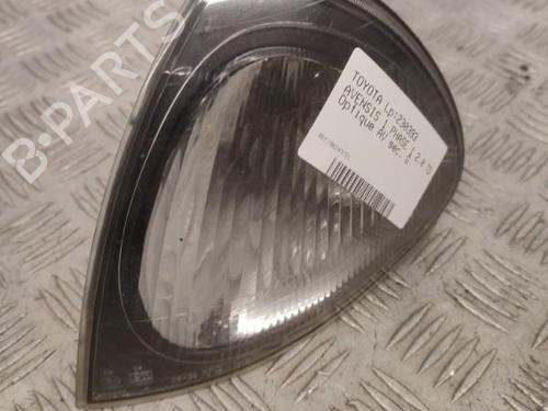 Used Left front indicator TOYOTA AVENSIS Liftback (_T22_) 2.0 TD (CT220_, CT220R) (90 hp) 23744461