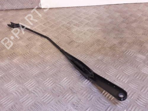 Front windshield wiper arm FORD FIESTA VI (CB1, CCN) 1.0 EcoBoost | BP23733758C143 
