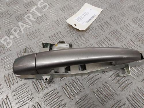 Front right exterior door handle PEUGEOT 407 (6D_) 2.0 HDi 135 (6DRHRH, 6DRHRE, 6DRHRG, 6DRHRJ) | BP23736558C129 