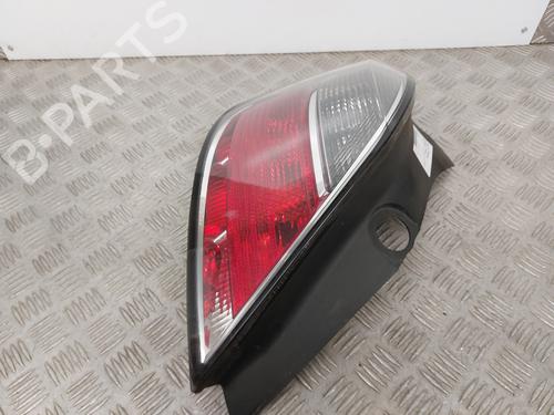left-taillight-opel-astra-h-a04-2004-2005-2006-2007-2008-2009-2010-2011-2012-2013-2014-27715465 main image